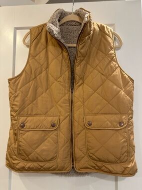 Thread & Supply Reversible Sherpa Vest